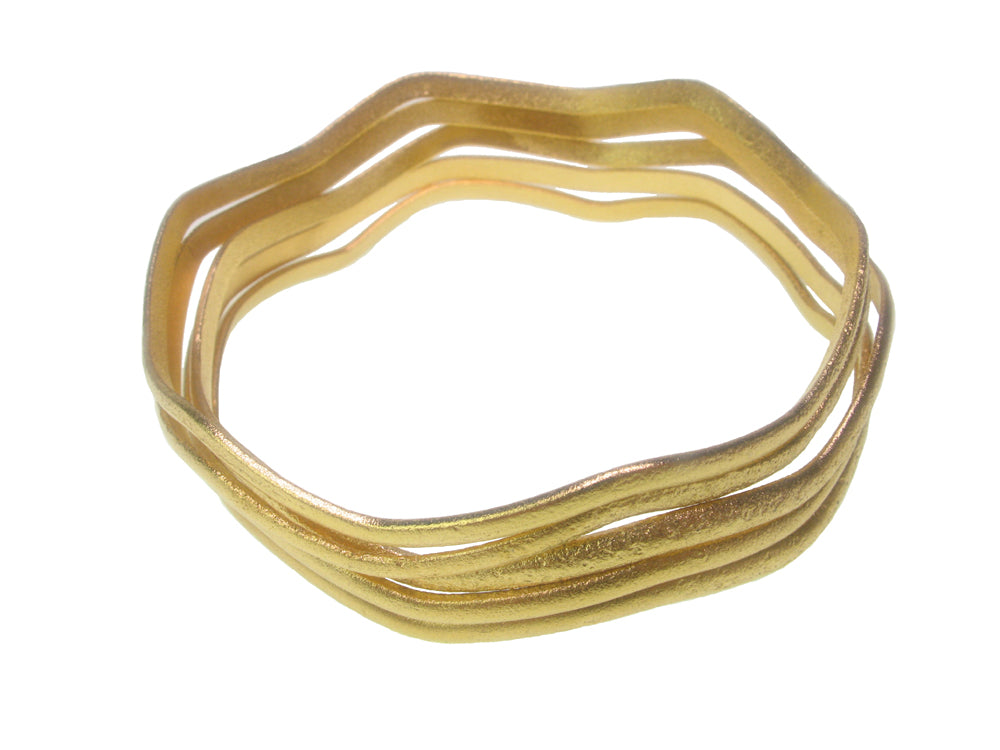 Set of 4 Gold Distressed Texture Wave Bangles