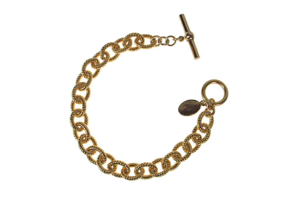 Textured Circle Bracelet