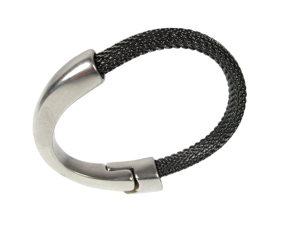 Mesh Bracelet with Textured Magnetic Clasp