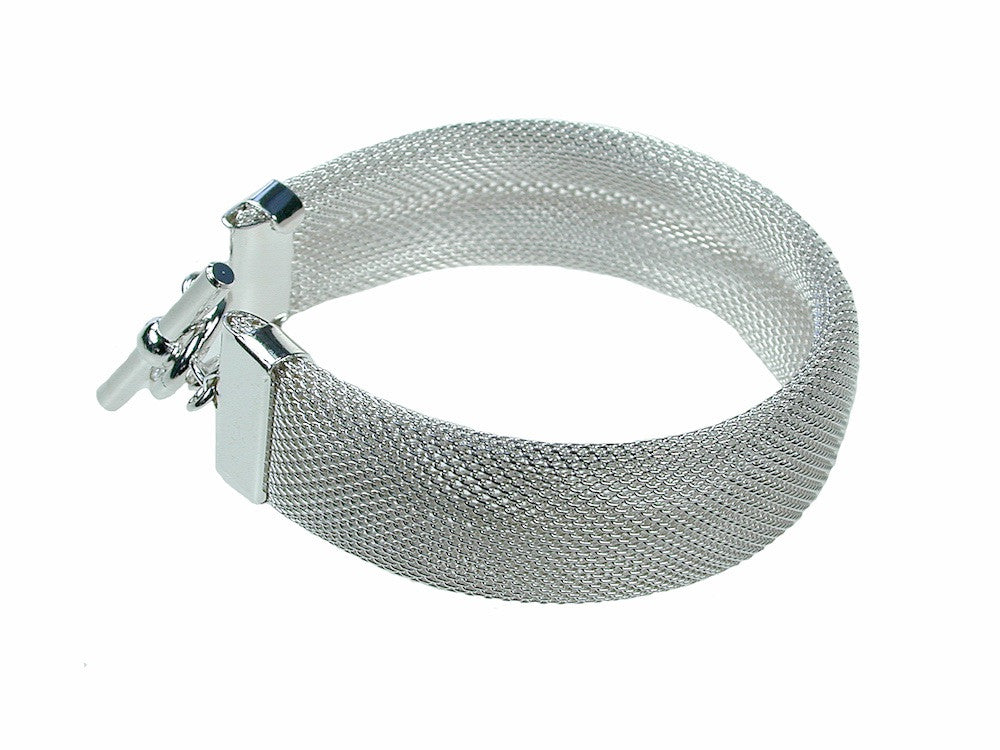 Flat Mesh Bracelet with Square Hook Clasp