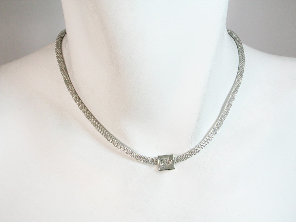 Thick Mesh Necklace with Square Bead - Evalyn Dunn Gallery